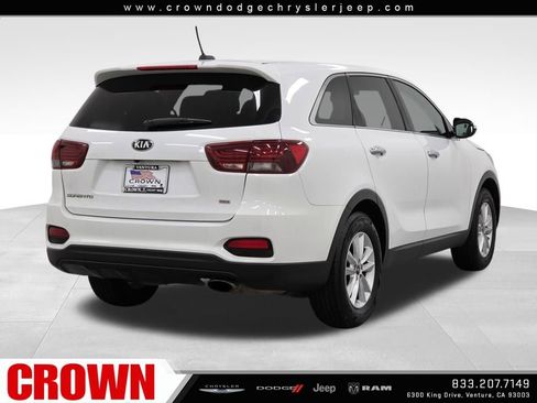 Used 2020 Kia Sorento LX image 7