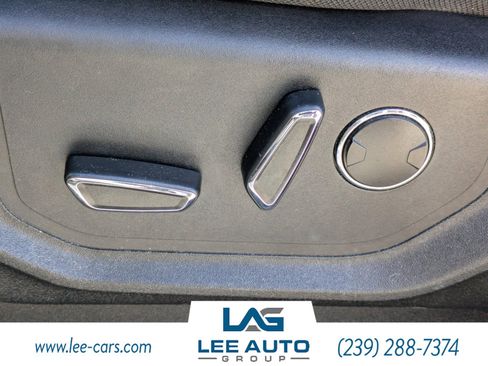 Used 2018 Ford F150 XLT w/ Equipment Group 302A Luxury image 18