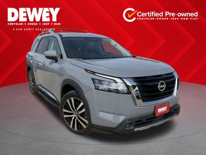 Used 2023 Nissan Pathfinder Platinum w/ Cargo Package