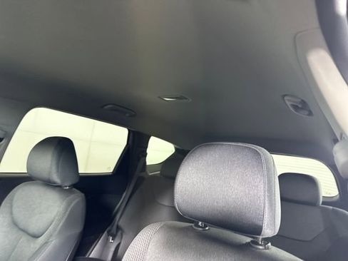 Used 2020 Hyundai Santa Fe SEL image 12