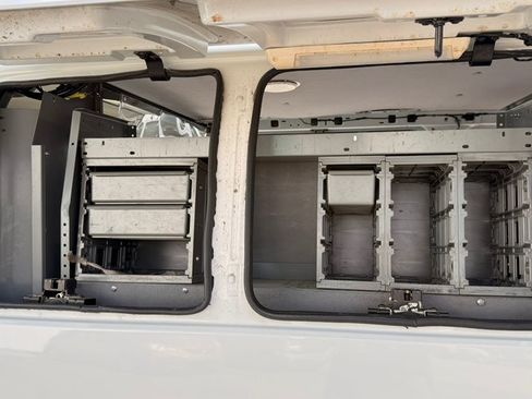 Used 2016 Chevrolet Express 3500 w/ Express Access Plus Package RWD image 26