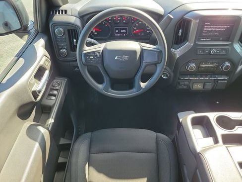 Used 2025 Chevrolet Silverado 1500 Custom Trail Boss w/ LPO, Dark Essentials Package AWD/4WD image 19