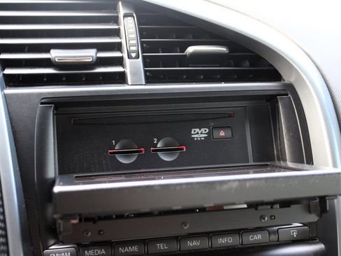 Used 2010 Audi R8 V10 image 26