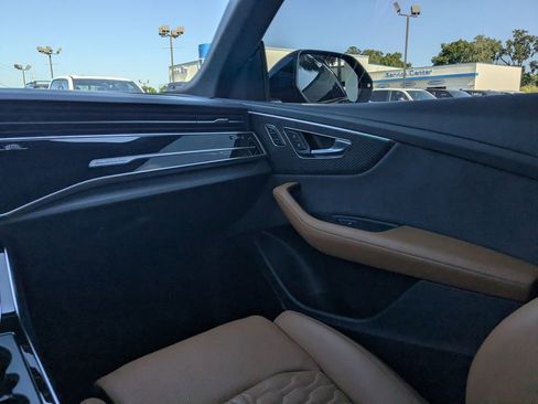 Used 2024 Audi RS Q8 image 15