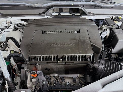 Used 2024 Honda Pilot Touring image 33