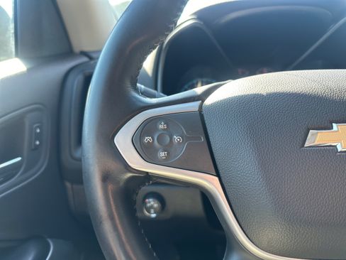 Used 2016 Chevrolet Colorado LT AWD/4WD image 31