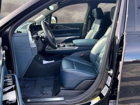 Certified 2025 Cadillac Escalade IQ Sport 2 image 21