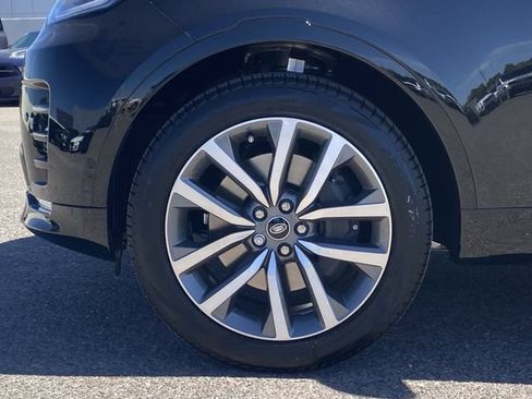 New 2025 Land Rover Discovery Dynamic SE AWD/4WD image 23