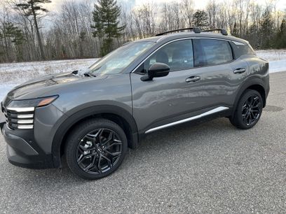 New 2026 Nissan Kicks SR w/ SR Premium Package