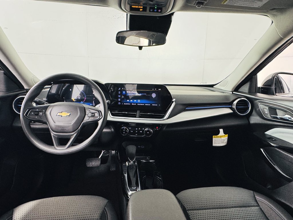 Used 2026 Chevrolet Trax LT FWD image 20