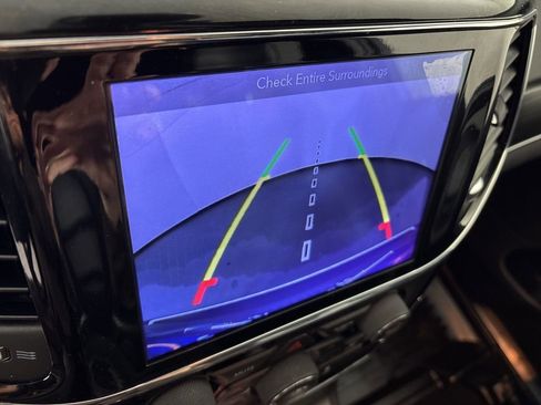 Used 2019 Jeep Grand Cherokee Limited image 31