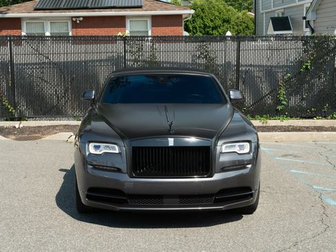 Used 2017 Rolls-Royce Dawn RWD image 31
