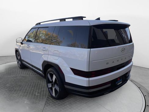 Used 2025 Hyundai Santa Fe Limited image 3