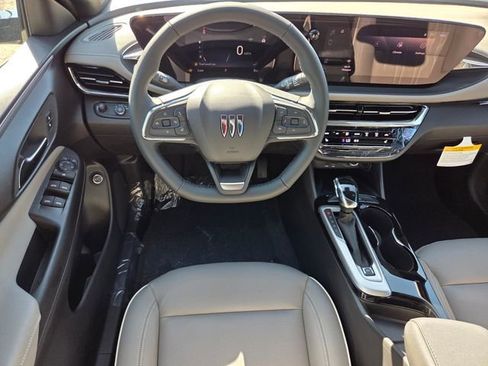 New 2026 Buick Envista Avenir FWD image 9