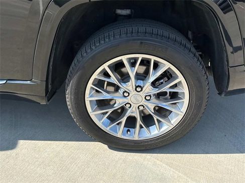 Used 2021 Jeep Grand Cherokee L Summit w/ Advanced Protech Group IV image 7