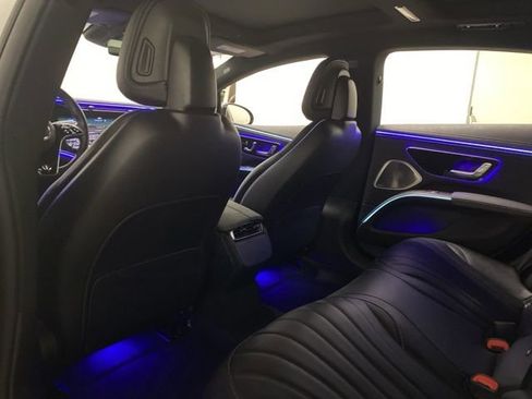 Used 2023 Mercedes-Benz EQS 580 4MATIC Sedan image 18