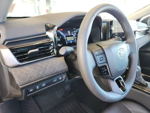 Certified 2025 Toyota Camry XLE image 17
