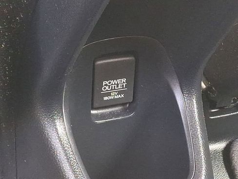 Used 2019 Honda HR-V LX image 12