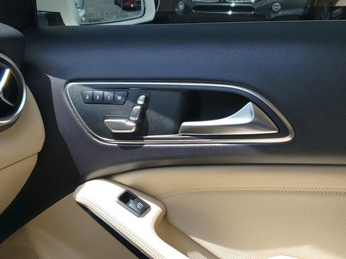 Used 2019 Mercedes-Benz GLA 250 image 25