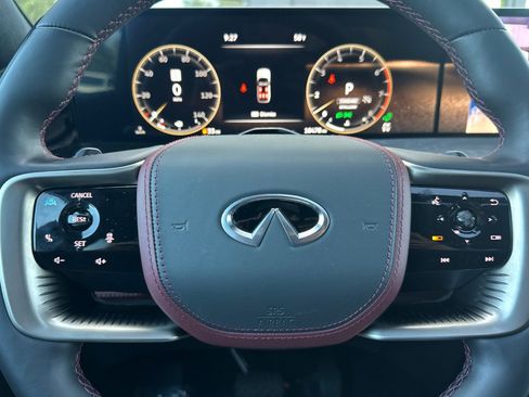 Certified 2025 INFINITI QX80 Autograph w/ Autograph Exterior Package AWD/4WD image 37