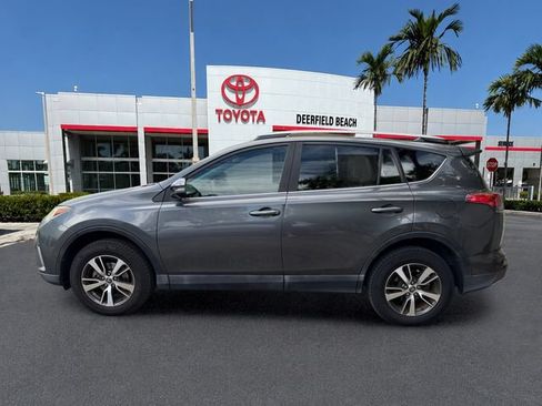 Used 2018 Toyota RAV4 XLE FWD image 4