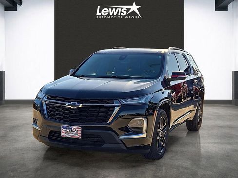 Used 2023 Chevrolet Traverse Premier w/ Redline Edition FWD image 1