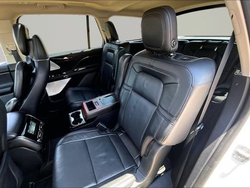 Used 2020 Lincoln Aviator Reserve w/ Equipment Group 201A AWD/4WD image 28