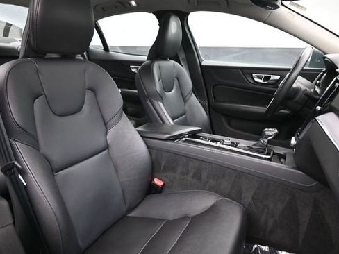 Used 2020 Volvo S60 T5 Momentum w/ Protection Package Premier FWD image 26
