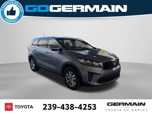 Used 2020 Kia Sorento LX FWD image 11