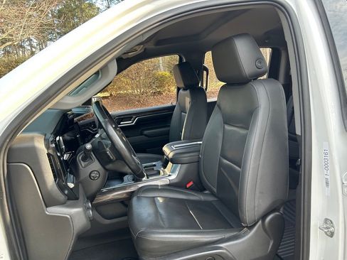 Certified 2022 Chevrolet Silverado 1500 LTZ w/ Z71 Off-Road Package image 44