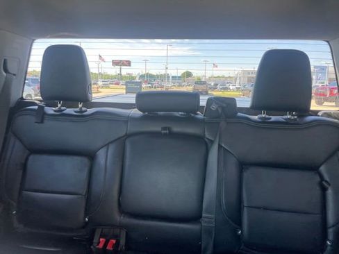 Used 2022 GMC Sierra 1500 Elevation w/ X31 Off-Road Package AWD/4WD image 6
