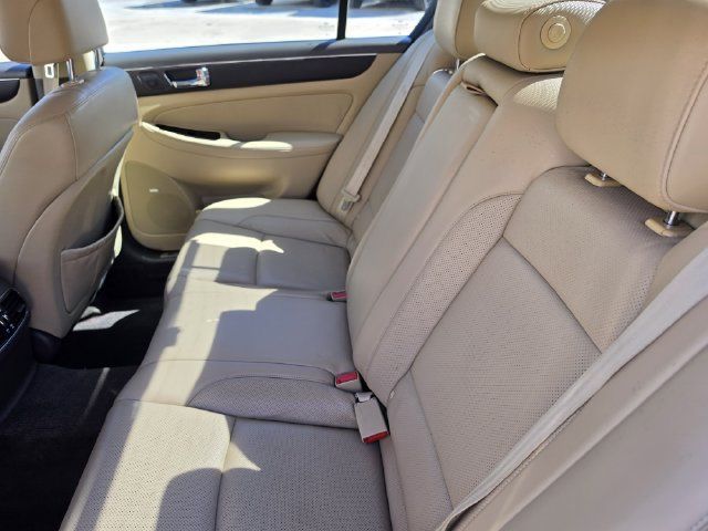 Used 2011 Hyundai Genesis 3.8 w/ Premium Navigation Pkg 3 RWD image 12
