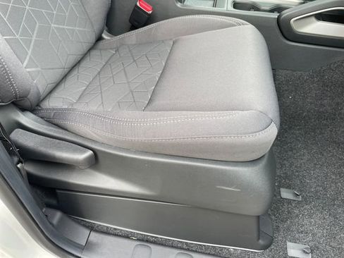 New 2026 Nissan Frontier SV image 16