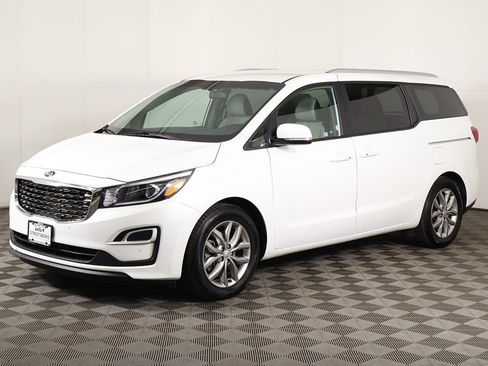 Used 2019 Kia Sedona EX image 7