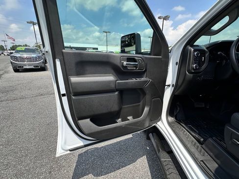 Used 2024 GMC Sierra 2500 Pro w/ 1SA Pro Safety Plus Package AWD/4WD image 20
