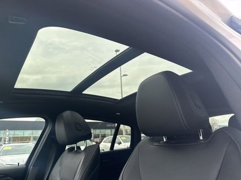 Used 2022 BMW X4 xDrive30i w/ Premium Package image 10