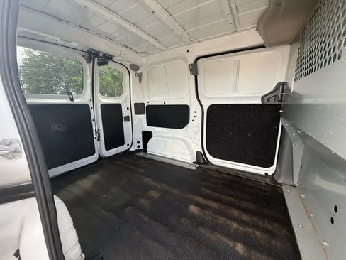 Used 2018 Nissan NV200 SV w/ Navigation Package image 44