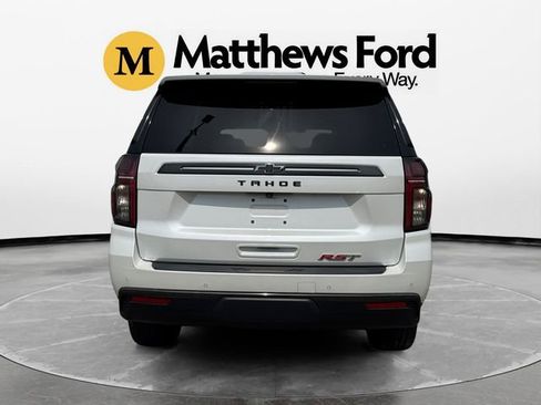 Used 2022 Chevrolet Tahoe RST w/ Luxury Package AWD/4WD image 4
