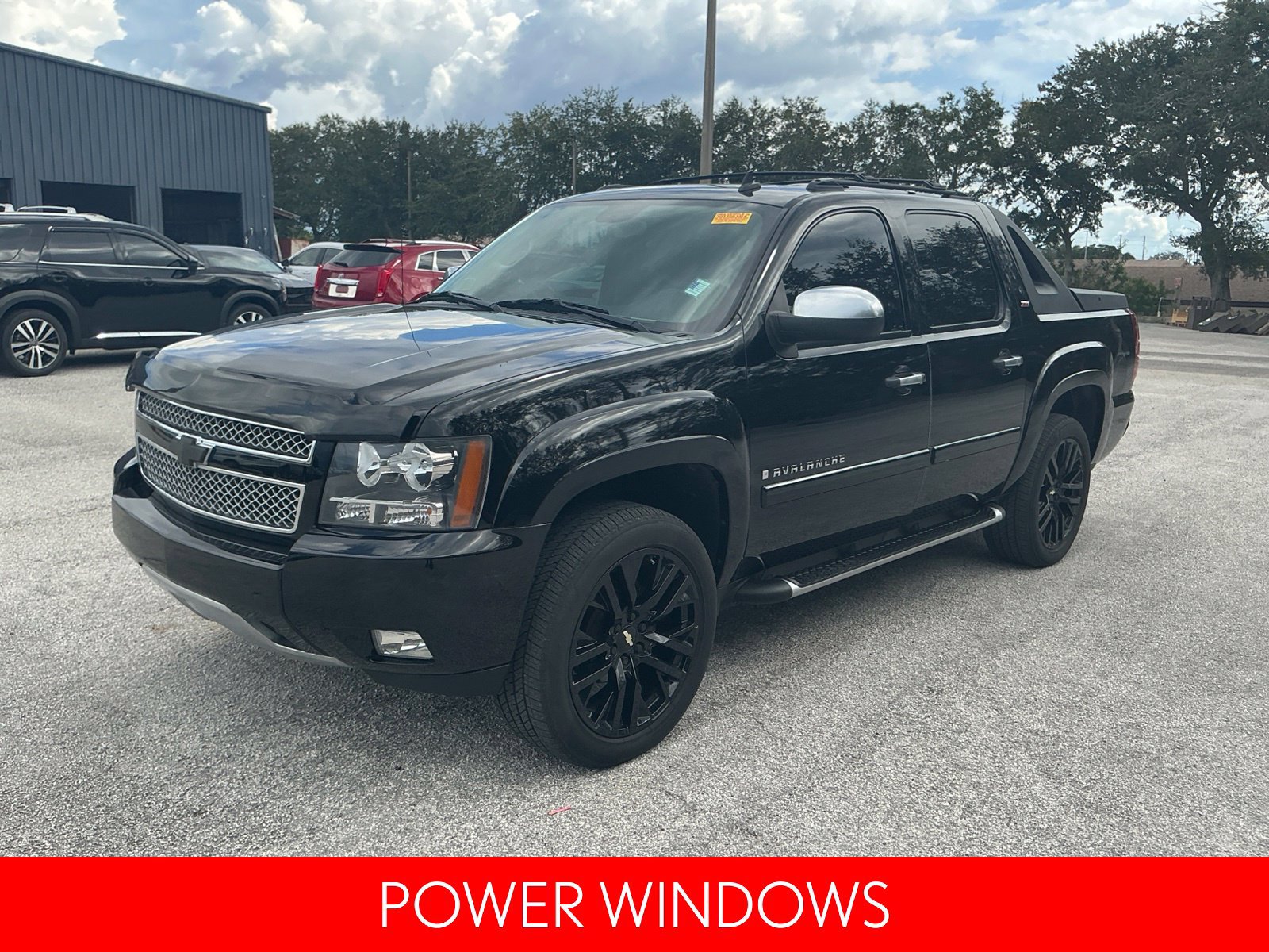 Used 2008 Chevrolet Avalanche LT w/ LT Preferred Equipment Group RWD image 4