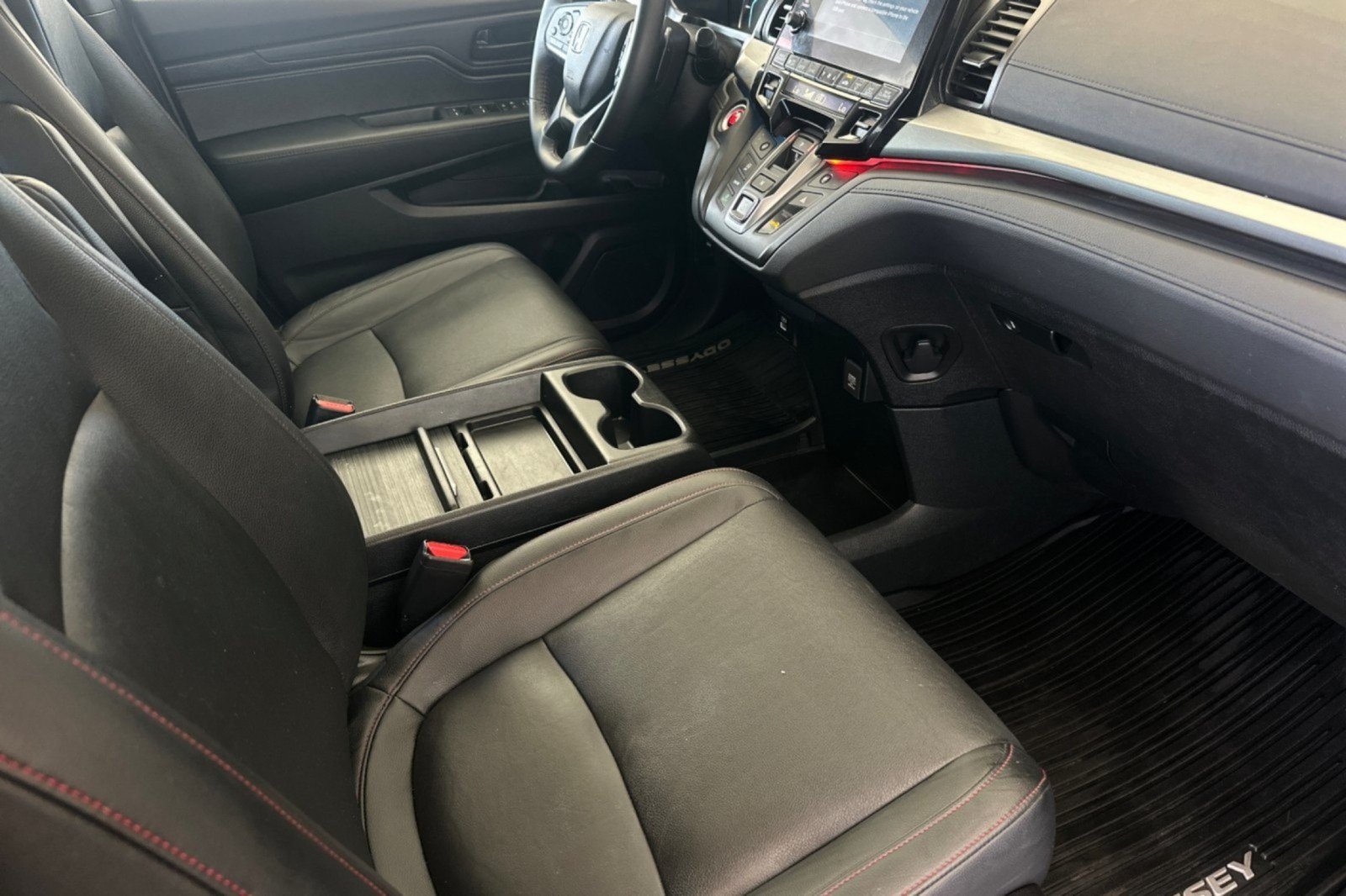 Used 2023 Honda Odyssey Sport image 16