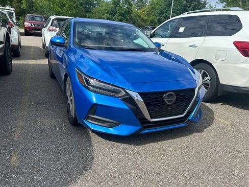 Used 2020 Nissan Sentra SV w/ SV Premium Package FWD image 1