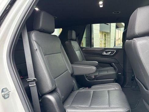 Used 2022 Chevrolet Tahoe LT w/ Luxury Package image 31