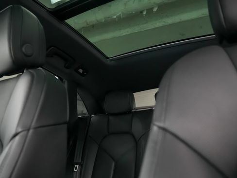 Used 2026 Porsche Macan Turbo AWD/4WD image 35