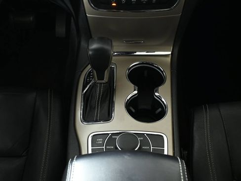 Used 2017 Jeep Grand Cherokee Limited AWD/4WD image 23