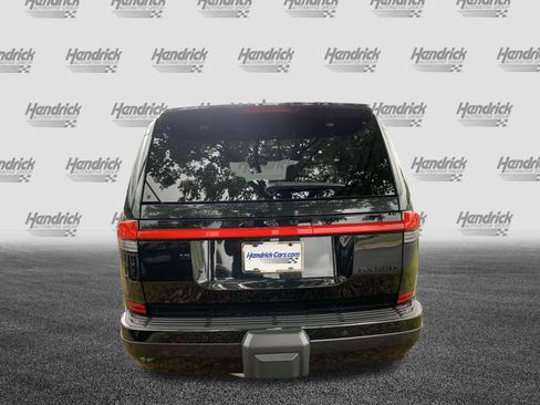 Used 2024 Lexus GX 550 w/ Accessory Package (2T) AWD/4WD image 9