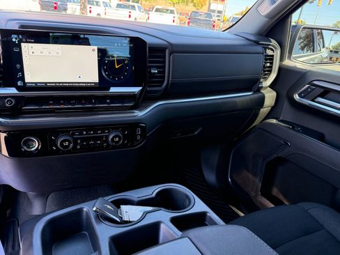 Used 2023 Chevrolet Silverado 1500 RST image 26