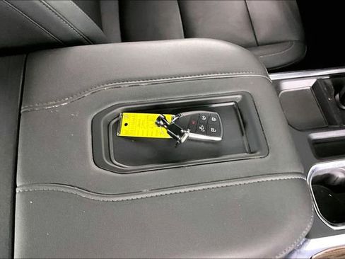 Used 2022 Chevrolet Silverado 1500 RST AWD/4WD image 29