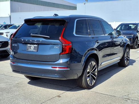 New 2026 Volvo XC90 B6 Ultra w/ Protection Package image 7