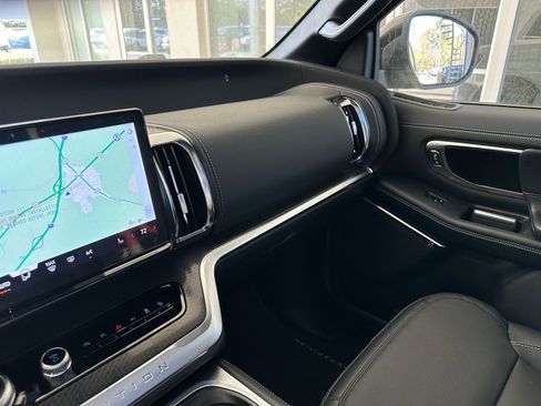 New 2026 Ford Expedition Max Platinum image 36