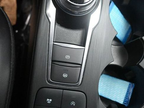 Used 2024 Ford Escape ST-Line image 30